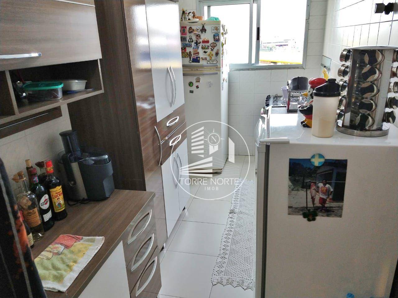 Apartamento à venda com 2 quartos, 62m² - Foto 4