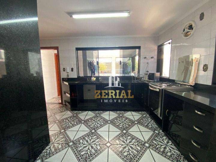 Sobrado à venda com 3 quartos, 256m² - Foto 9