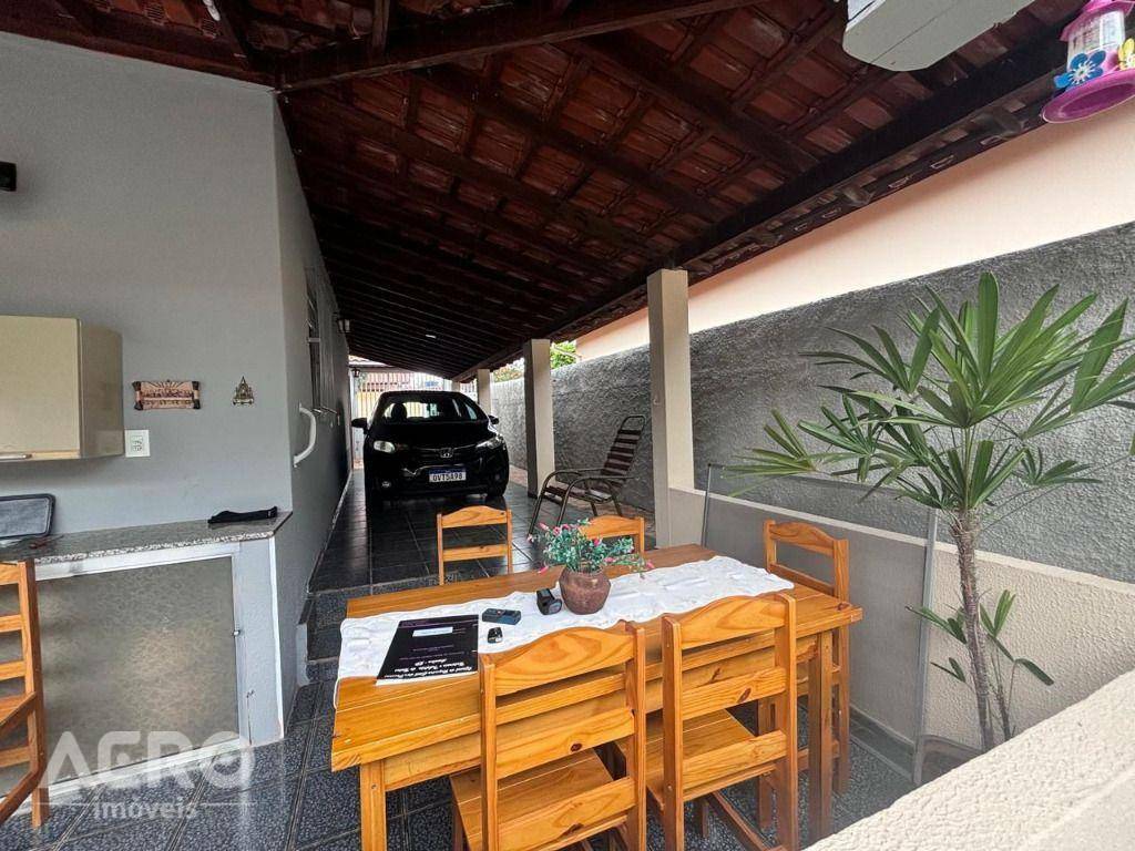 Casa à venda com 2 quartos, 116m² - Foto 13