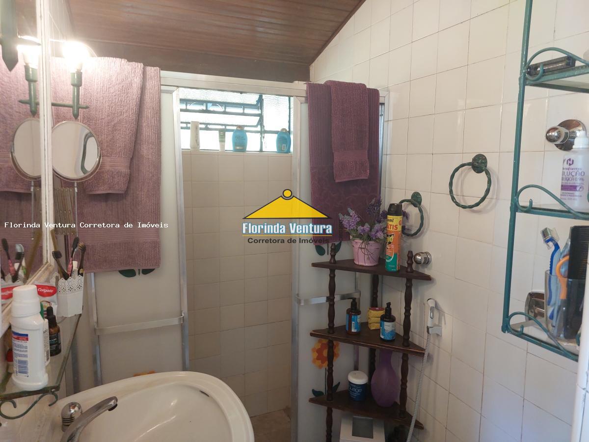 Casa de Condomínio à venda com 3 quartos, 334m² - Foto 22