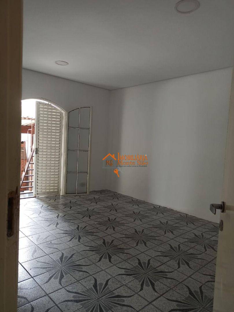 Sobrado à venda com 3 quartos, 300m² - Foto 2