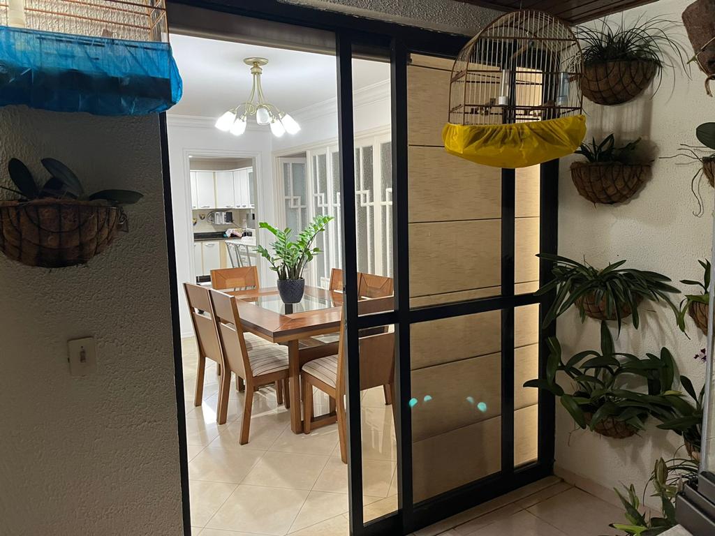 Apartamento à venda com 3 quartos, 145m² - Foto 10