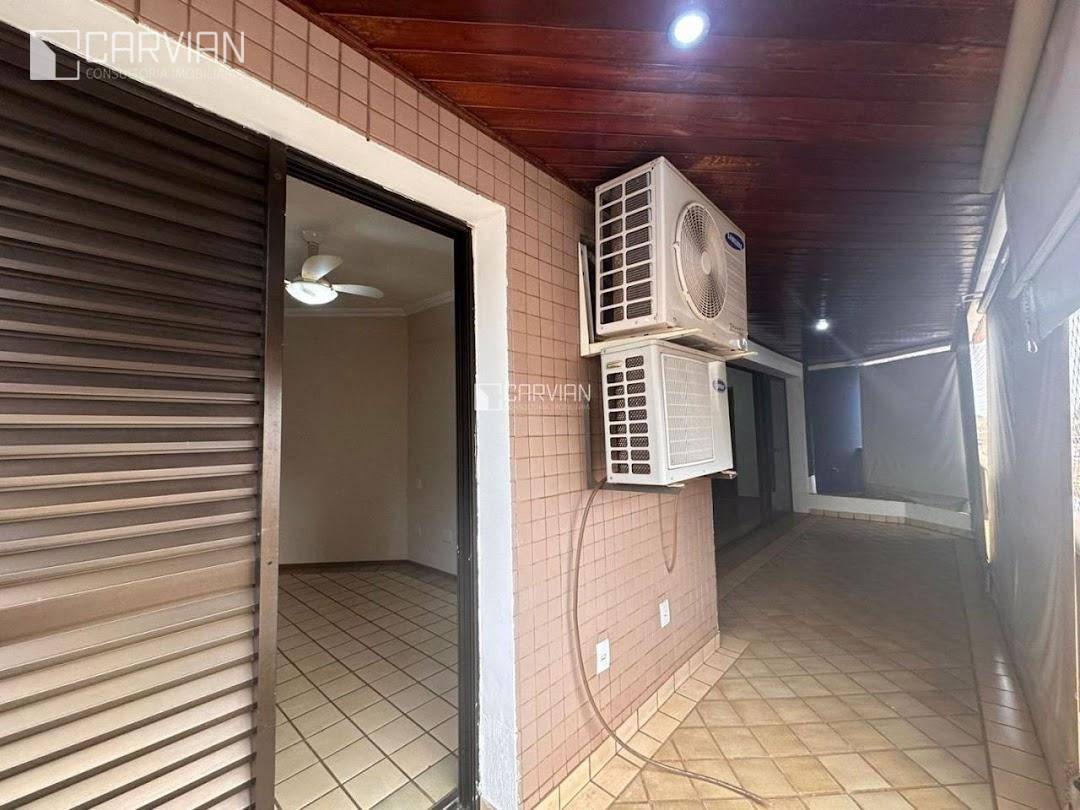 Apartamento à venda com 3 quartos, 159m² - Foto 12