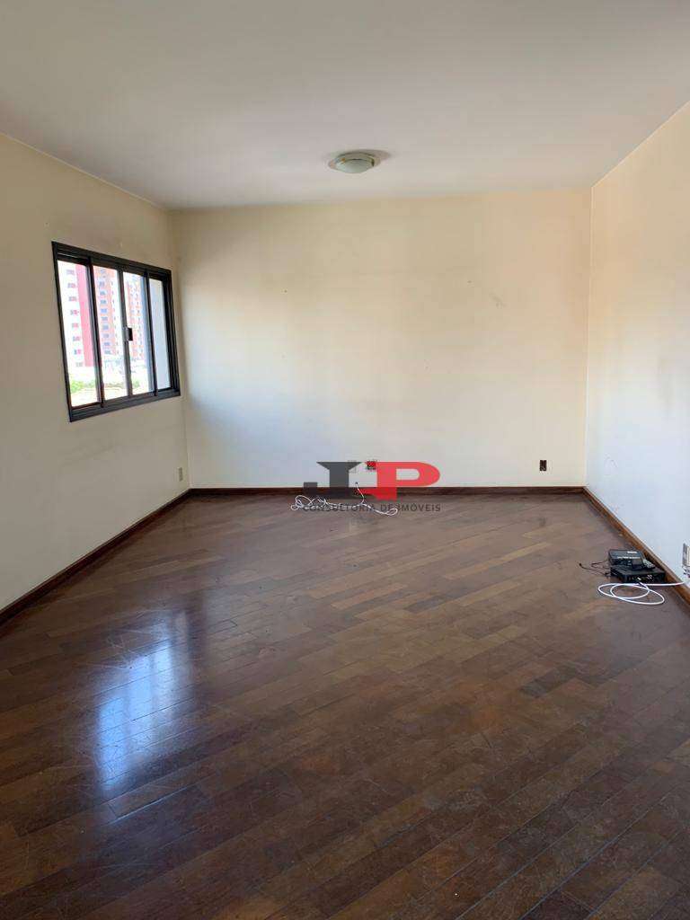 Apartamento à venda com 4 quartos, 154m² - Foto 4