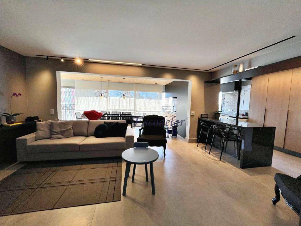 Apartamento à venda com 3 quartos, 137m² - Foto 2