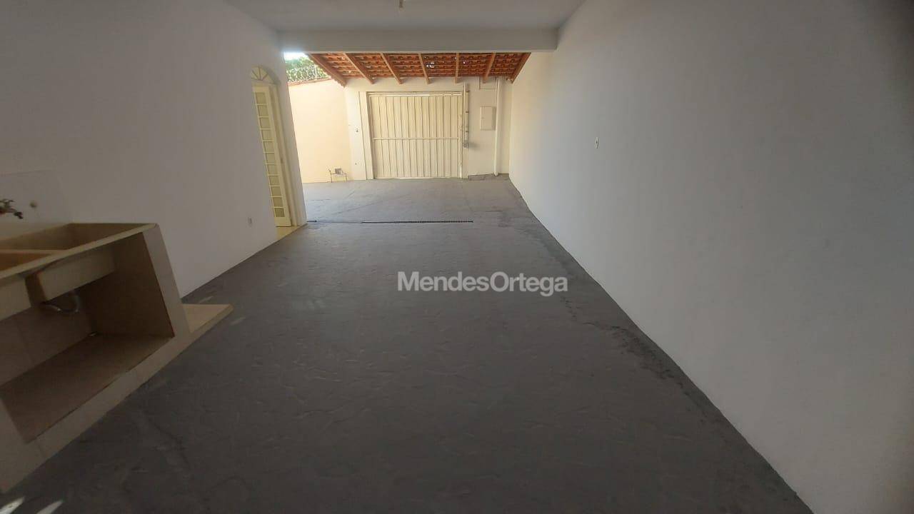 Casa, 2 quartos, 138 m² - Foto 3