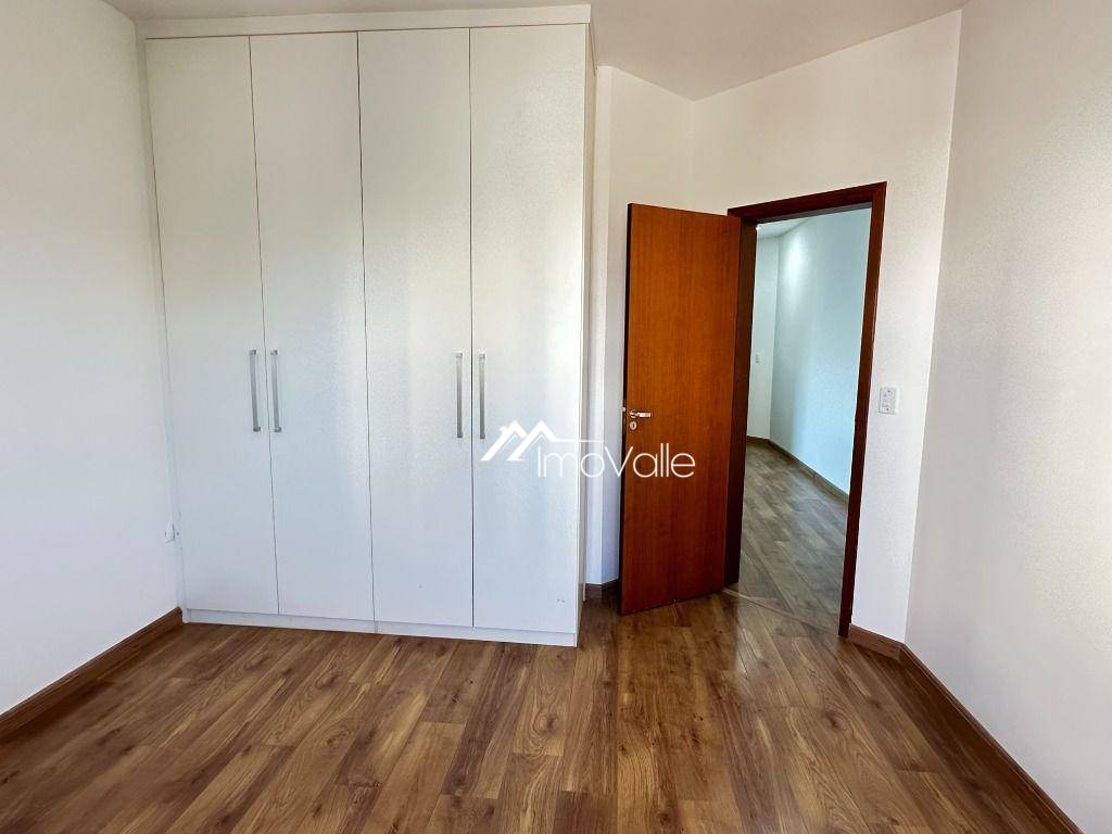 Casa de Condomínio para alugar com 4 quartos, 280m² - Foto 22