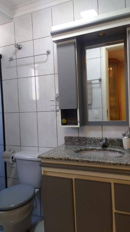 Apartamento à venda com 3 quartos, 98m² - Foto 18