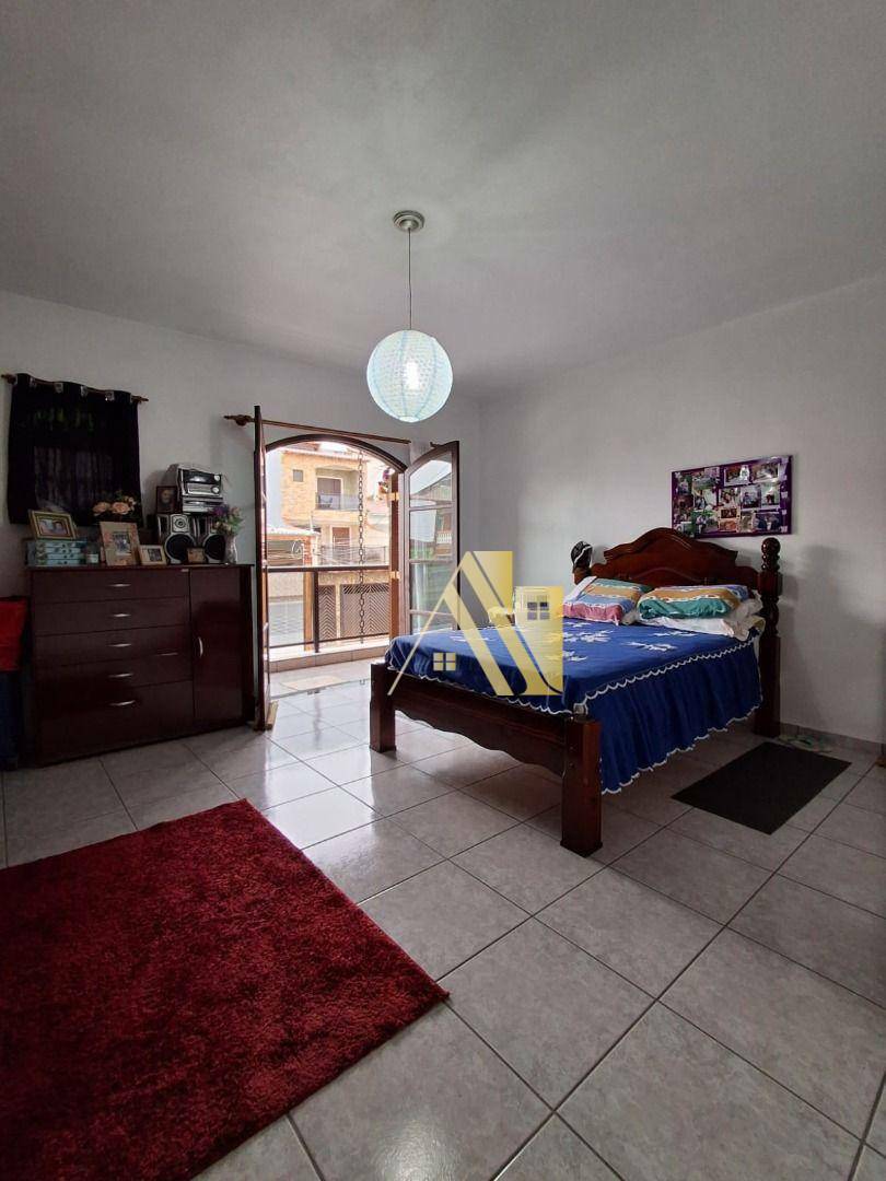 Sobrado à venda com 3 quartos, 257m² - Foto 14