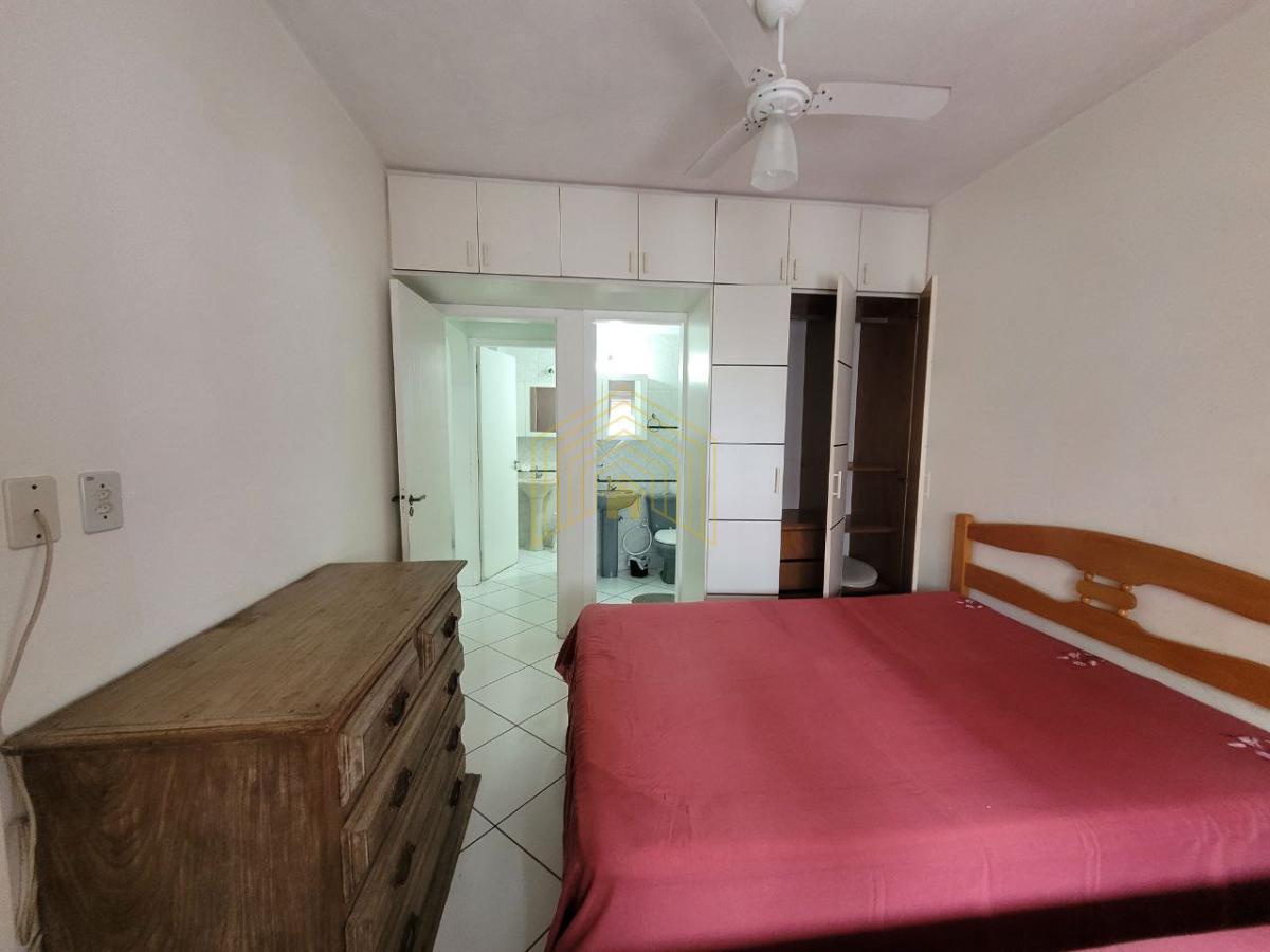 Apartamento à venda com 2 quartos, 70m² - Foto 25