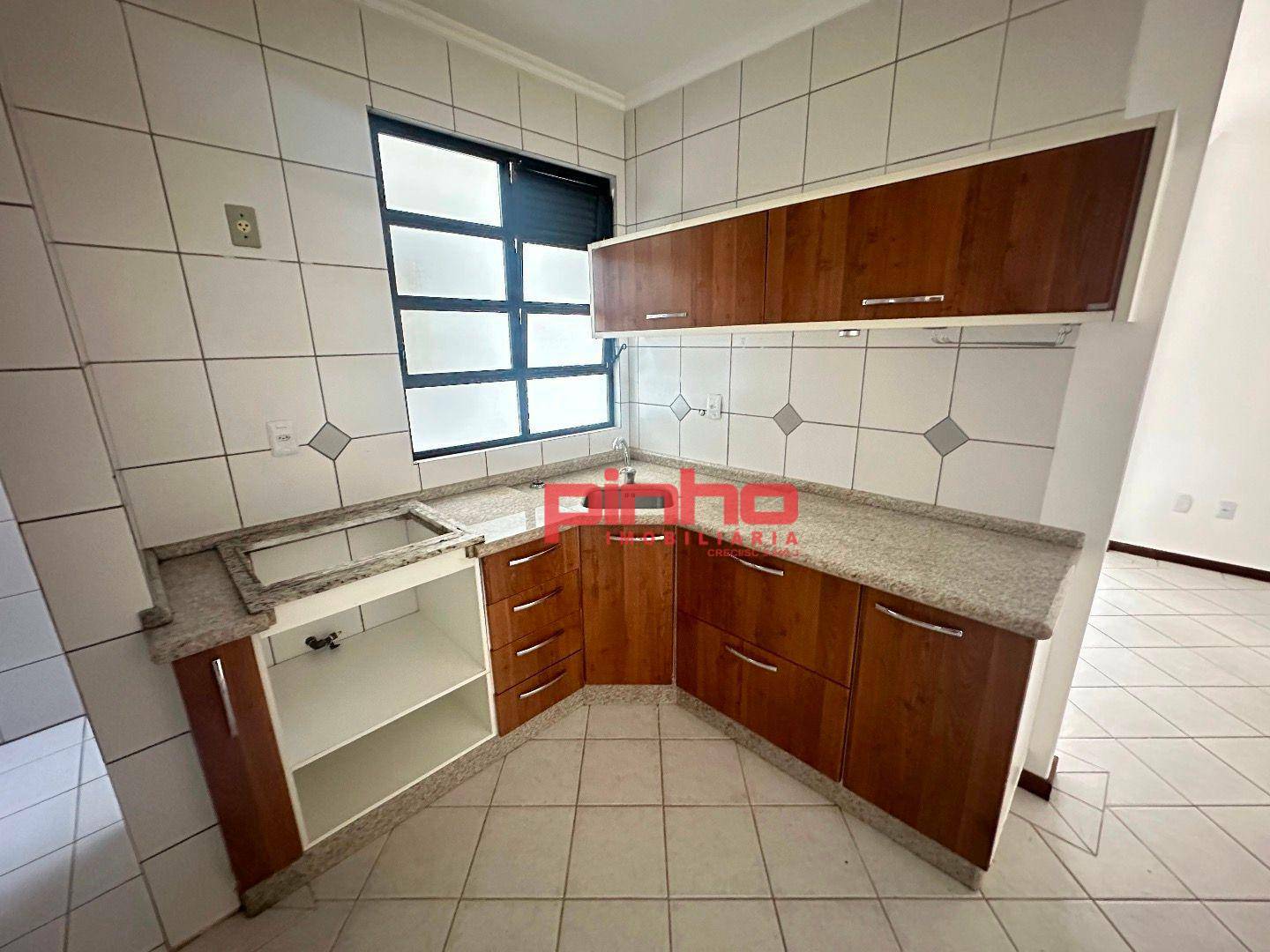 Apartamento à venda com 3 quartos, 81m² - Foto 15