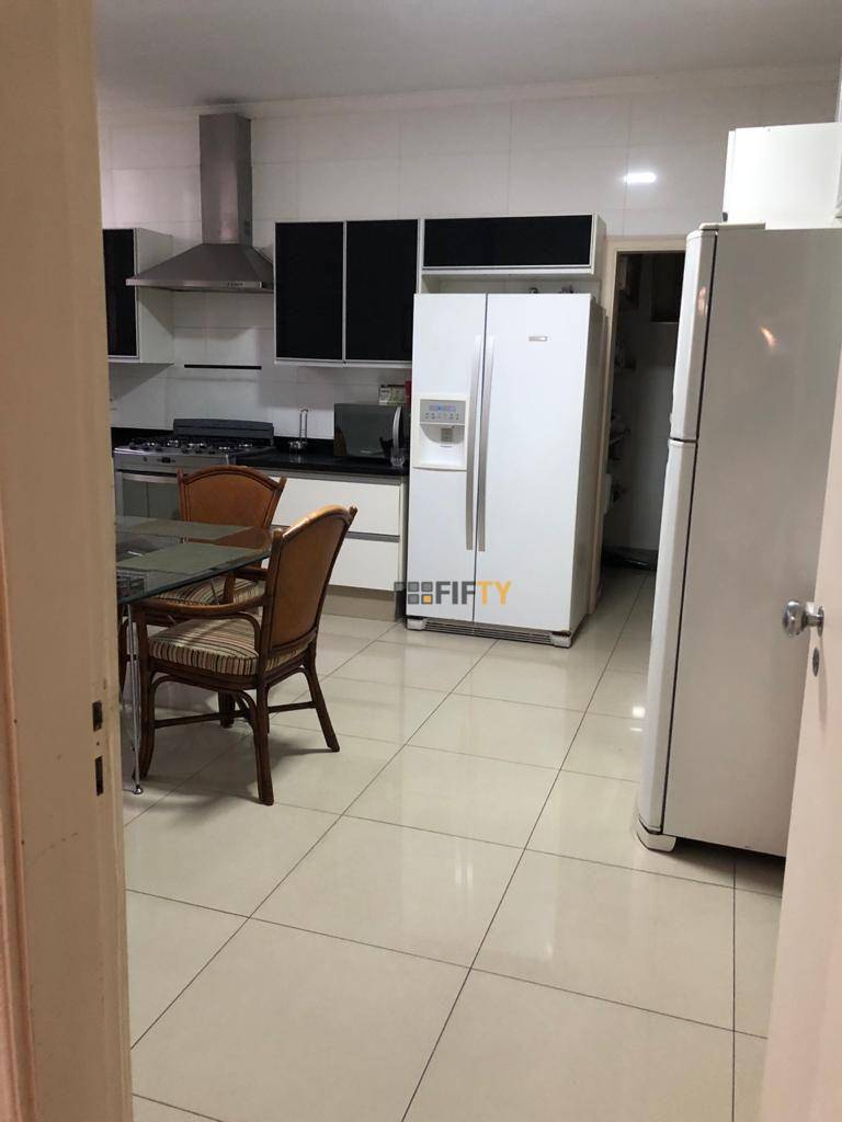 Apartamento à venda com 4 quartos, 382m² - Foto 33