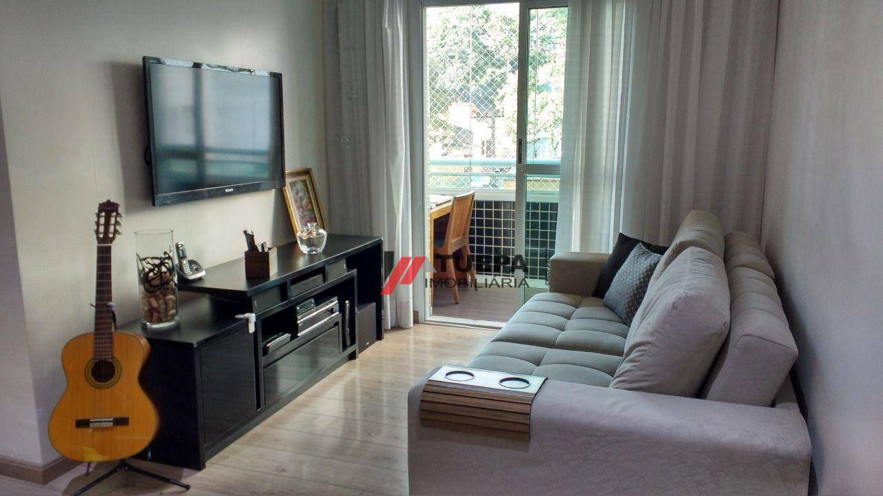 Apartamento à venda com 2 quartos, 72m² - Foto 3