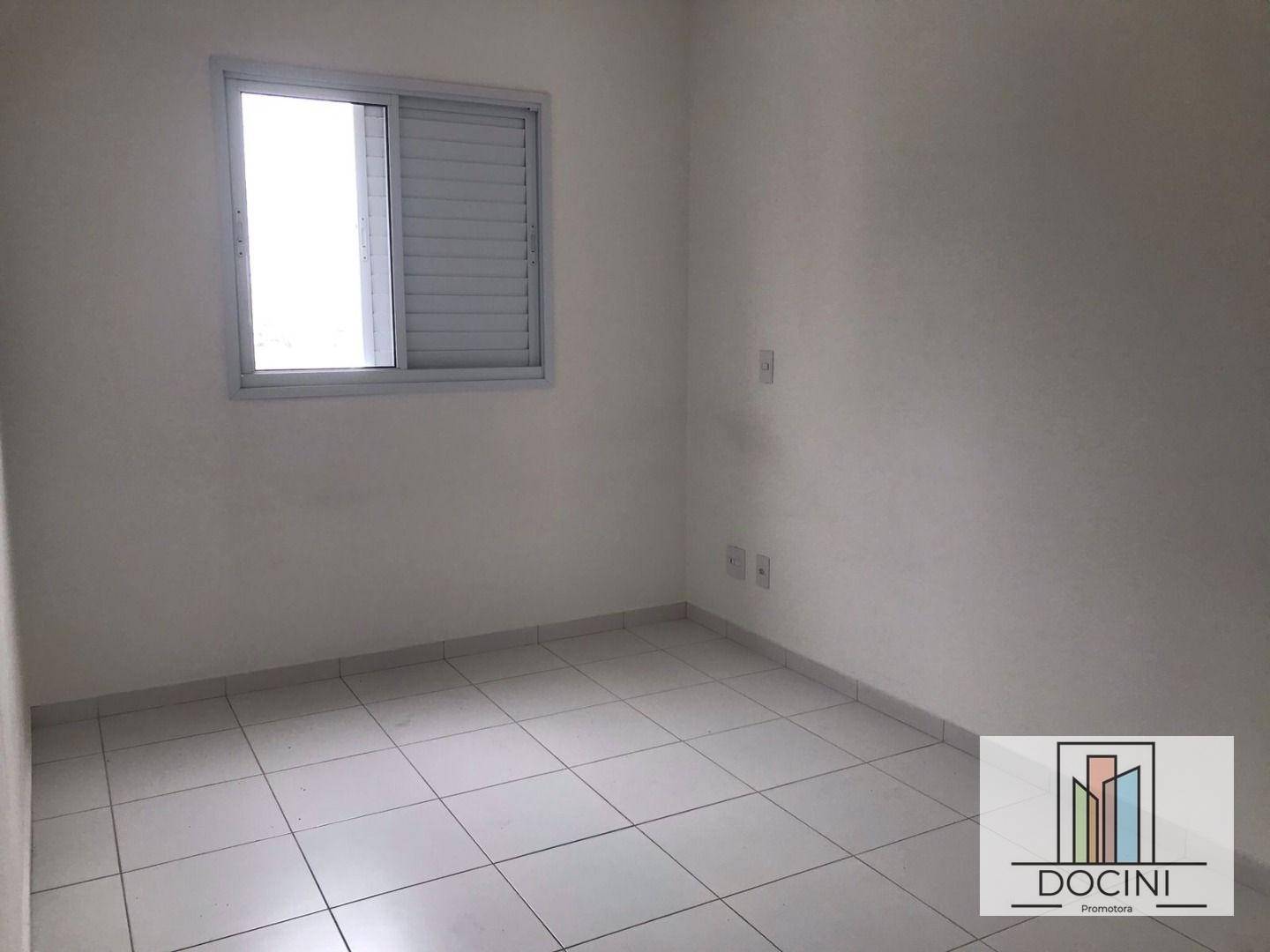 Apartamento à venda com 2 quartos, 67m² - Foto 17