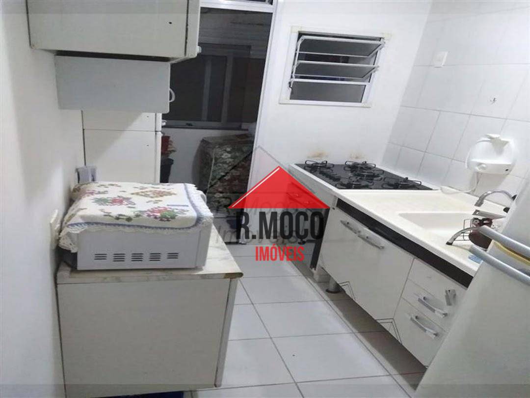 Apartamento à venda com 3 quartos, 77m² - Foto 8