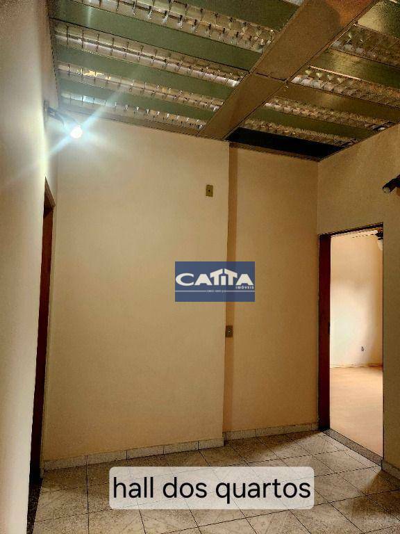 Sobrado à venda com 4 quartos, 250m² - Foto 22