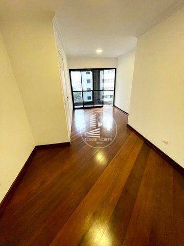 Apartamento à venda com 2 quartos, 70m² - Foto 3