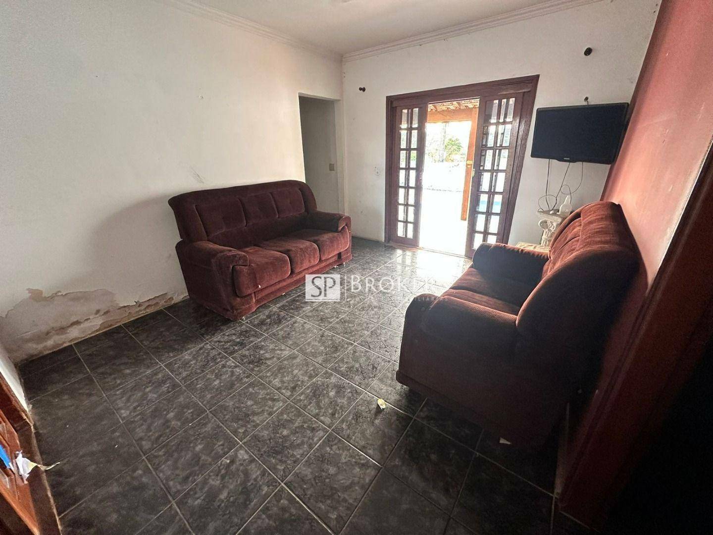 Chácara à venda com 3 quartos, 200m² - Foto 9