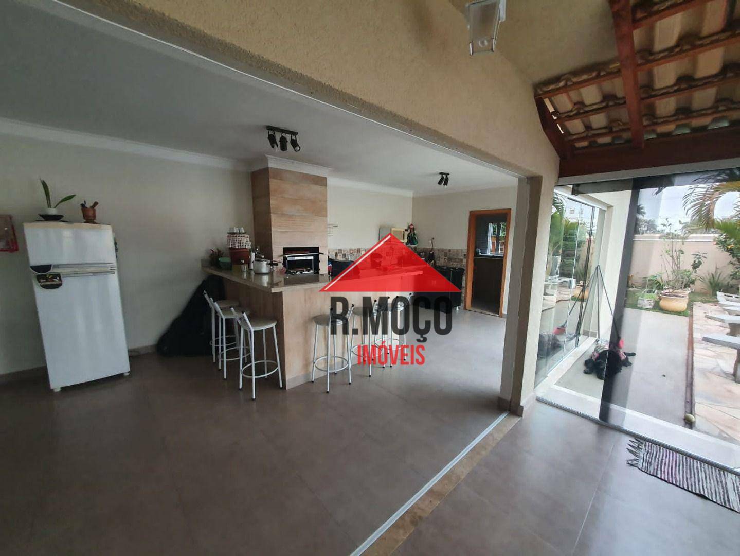 Casa de Condomínio à venda com 4 quartos, 275m² - Foto 17