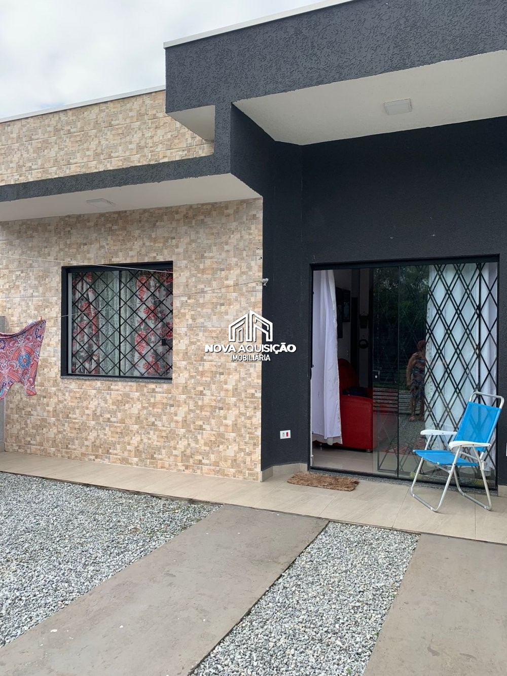 Casa à venda com 2 quartos, 47m² - Foto 1