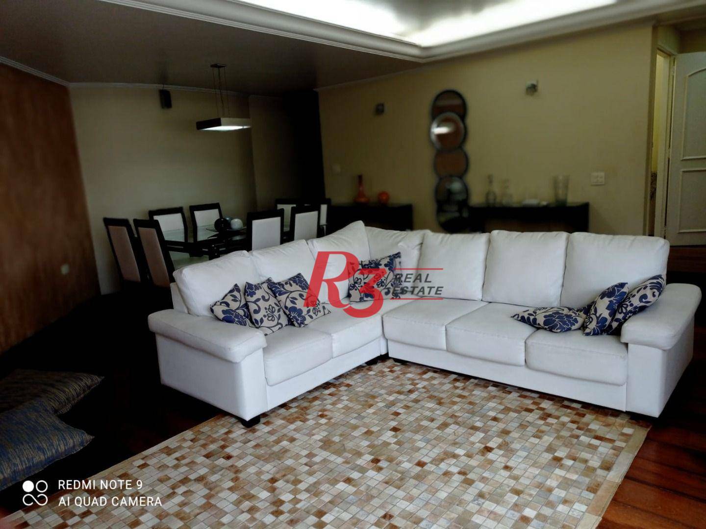 Apartamento à venda com 3 quartos, 192m² - Foto 2