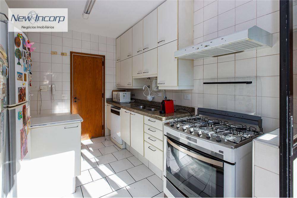 Apartamento à venda com 3 quartos, 128m² - Foto 17