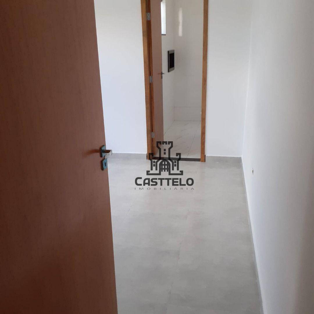 Casa à venda com 3 quartos, 82m² - Foto 9