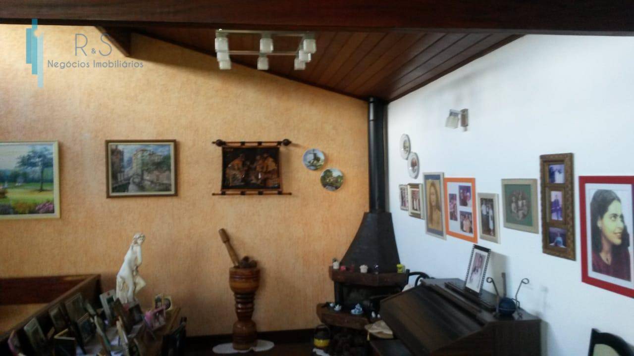 Casa de Condomínio à venda com 3 quartos, 400m² - Foto 12