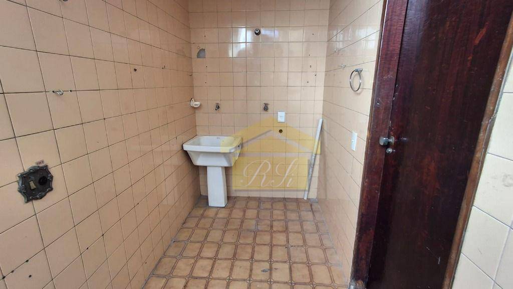 Sobrado para alugar com 3 quartos, 180m² - Foto 24