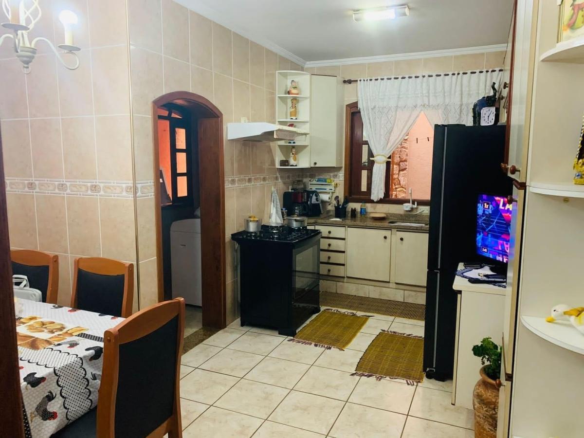 Casa à venda com 3 quartos, 209m² - Foto 15