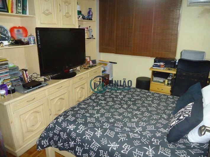 Apartamento à venda com 3 quartos, 170m² - Foto 17