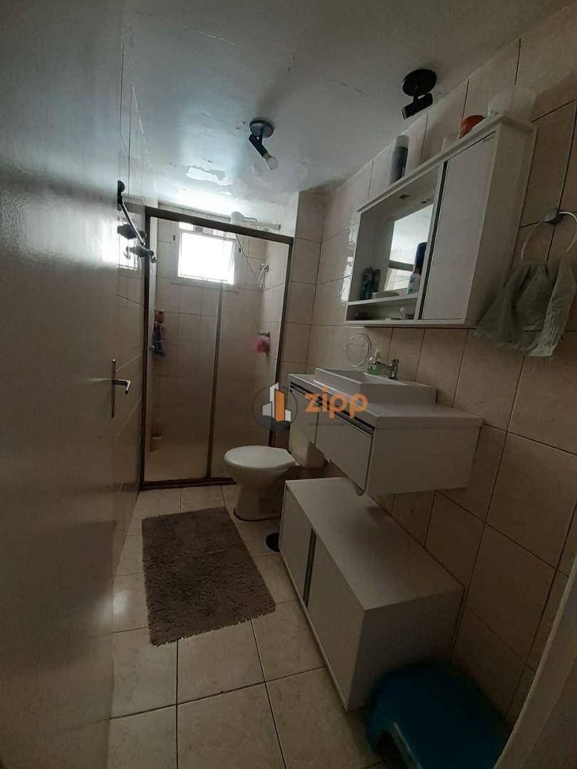 Apartamento à venda com 2 quartos, 63m² - Foto 12