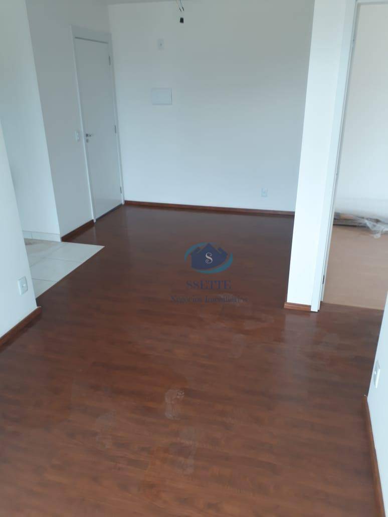 Apartamento à venda com 2 quartos, 46m² - Foto 4