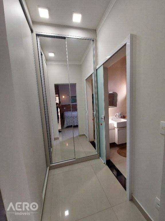 Casa de Condomínio à venda com 3 quartos, 210m² - Foto 23