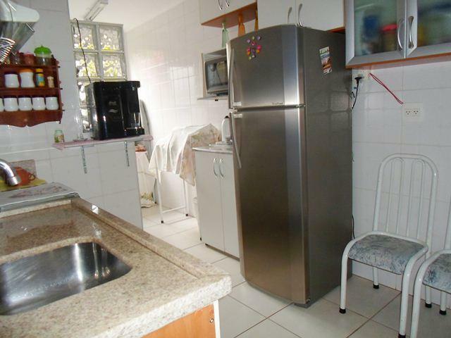 Apartamento à venda com 2 quartos, 65m² - Foto 15