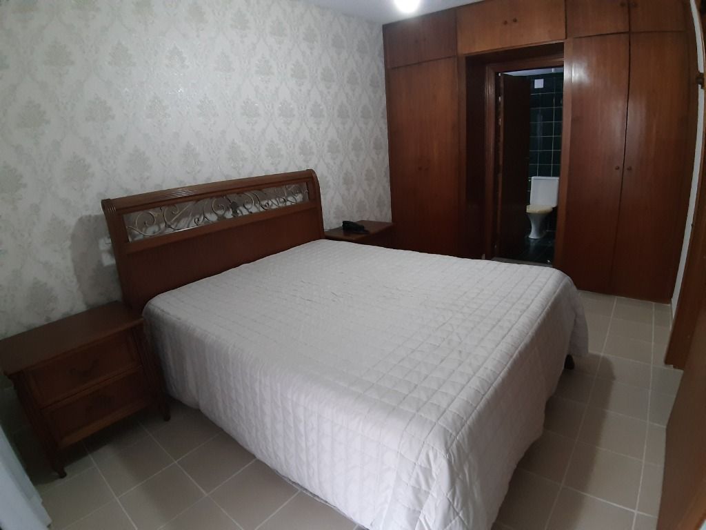 Apartamento à venda com 3 quartos, 160m² - Foto 5