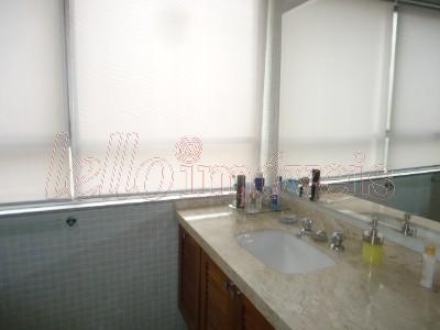 Apartamento para alugar com 3 quartos, 130m² - Foto 14