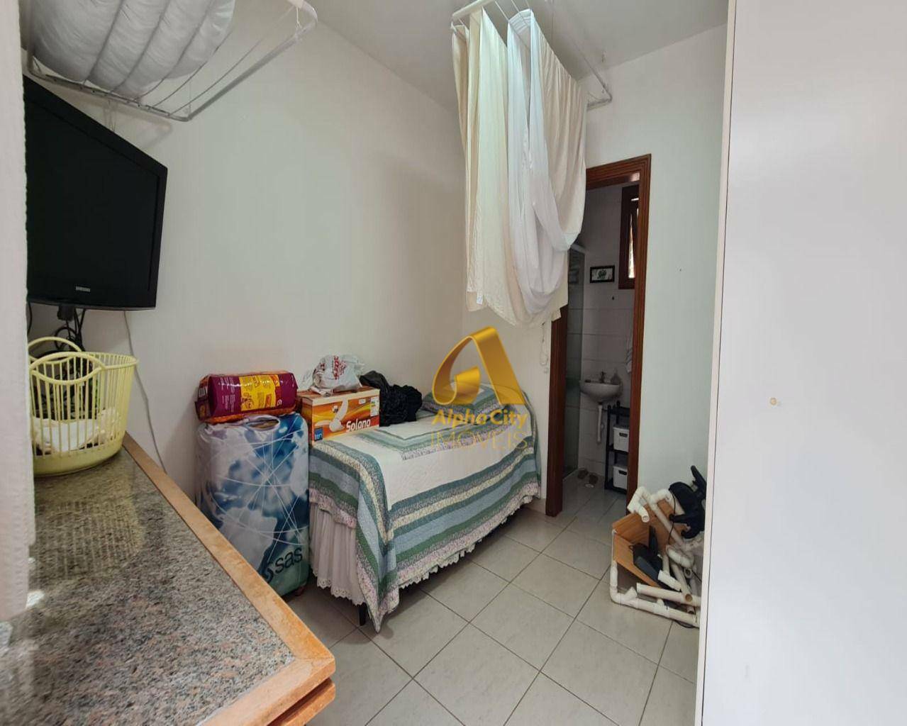 Casa de Condomínio à venda com 4 quartos, 300m² - Foto 18