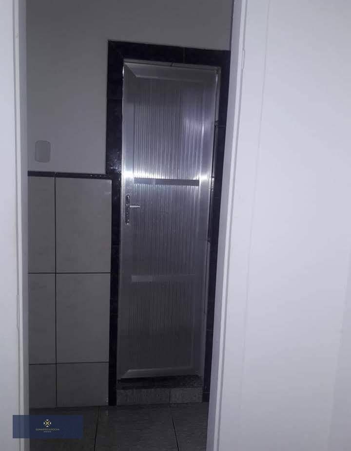 Apartamento à venda com 2 quartos, 60m² - Foto 15