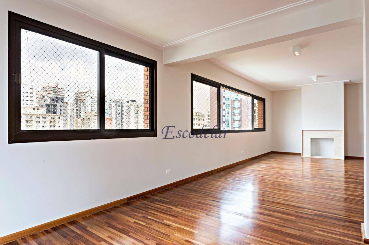 Apartamento à venda com 3 quartos, 210m² - Foto 6