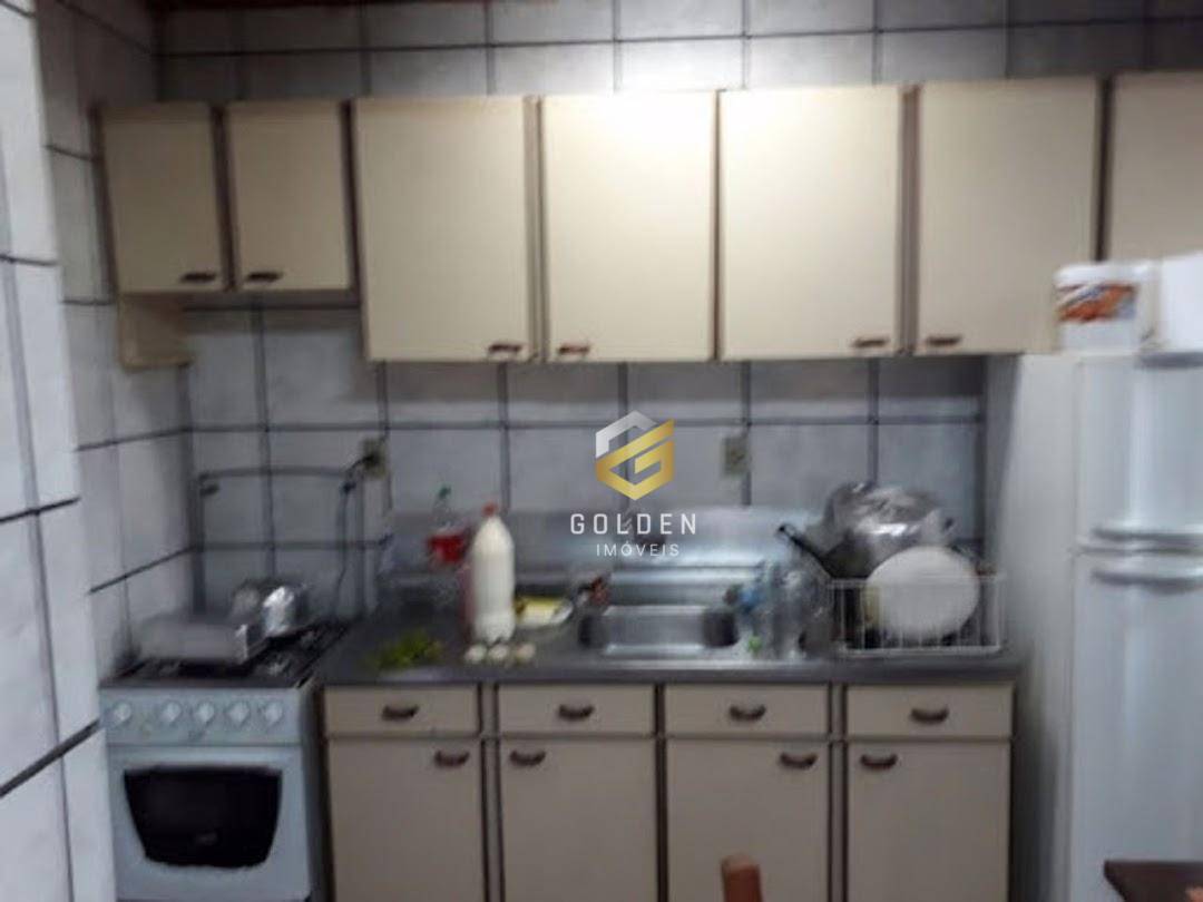 Sítio à venda com 5 quartos, 300m² - Foto 7