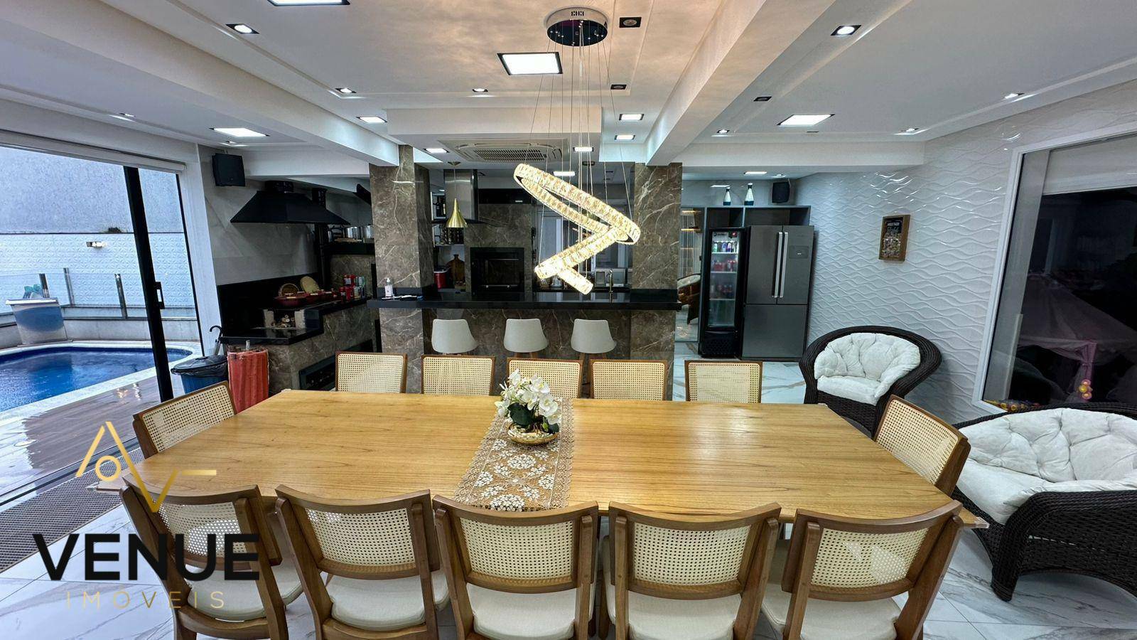 Casa de Condomínio à venda com 4 quartos, 750m² - Foto 33