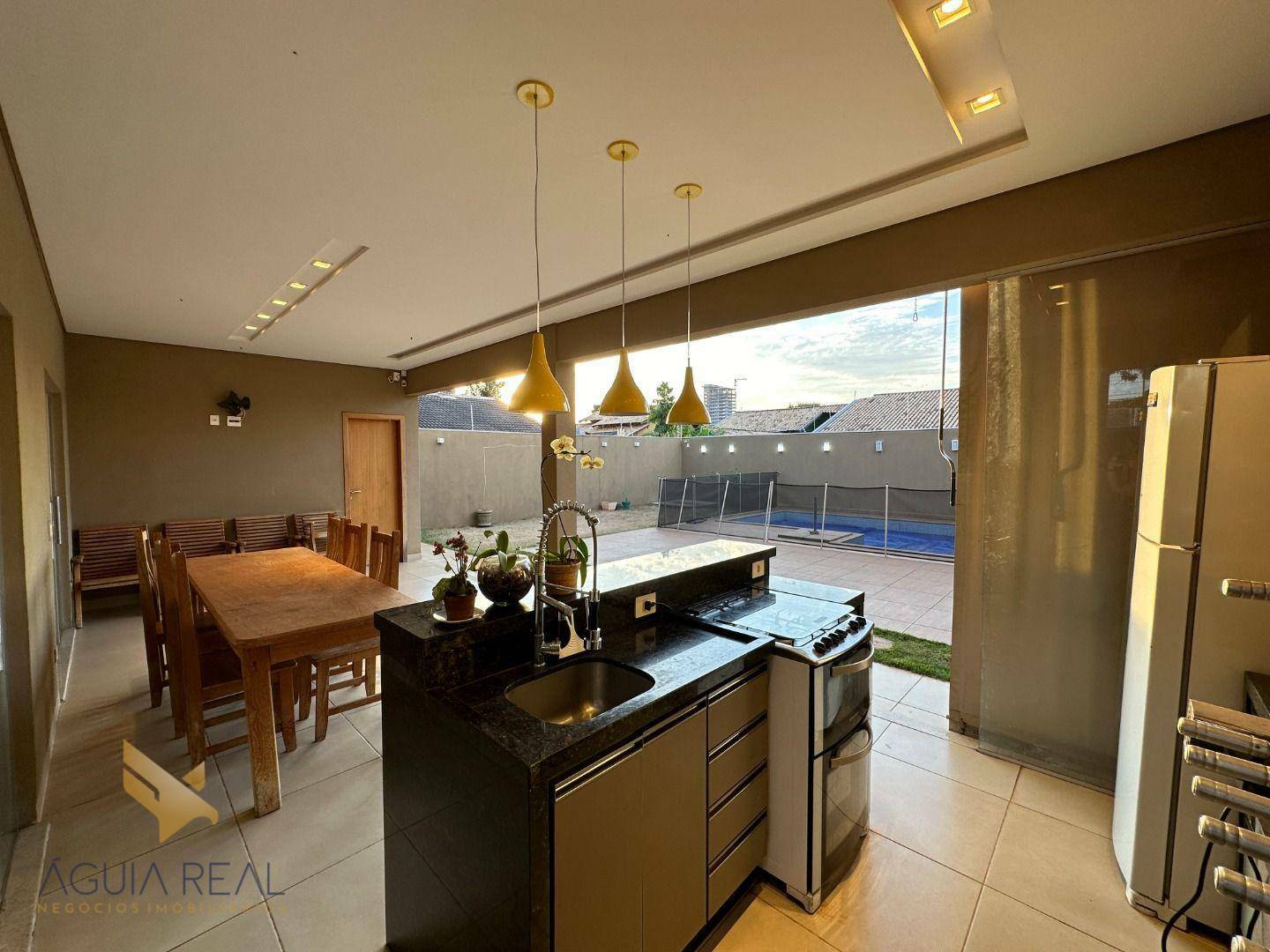 Sobrado à venda com 3 quartos, 234m² - Foto 24