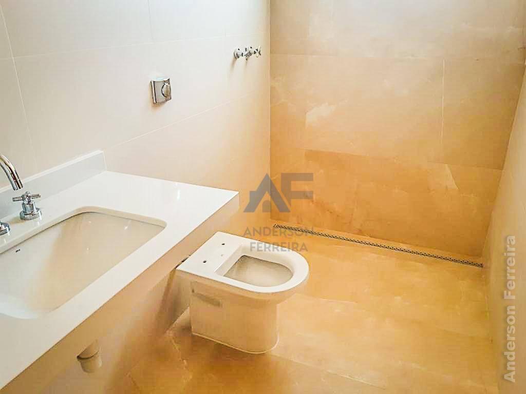 Casa à venda com 4 quartos, 324m² - Foto 24