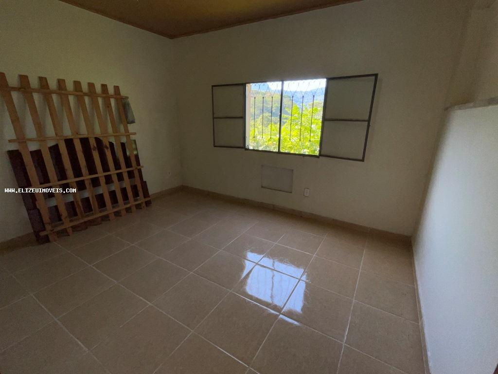 Casa à venda com 2 quartos, 400m² - Foto 10