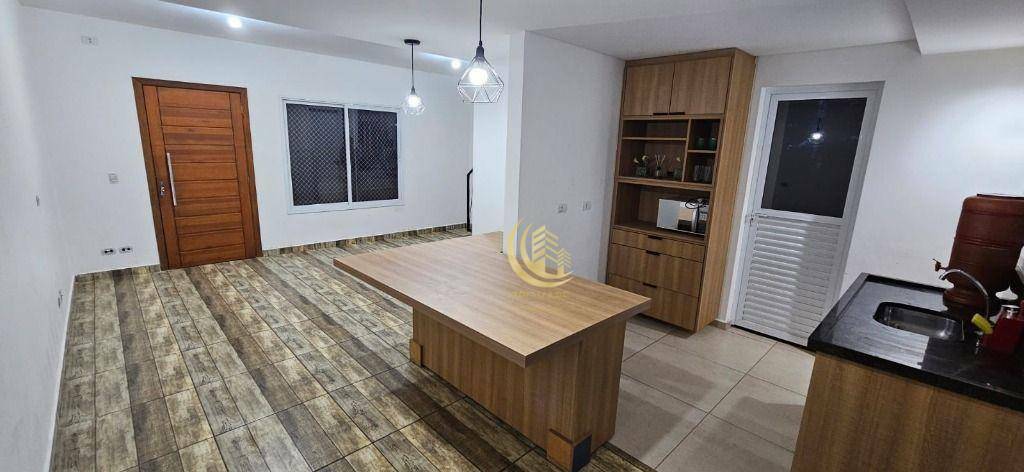 Sobrado à venda com 3 quartos, 93m² - Foto 1