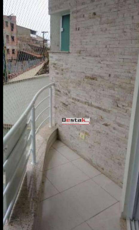 Sobrado à venda com 3 quartos, 207m² - Foto 2