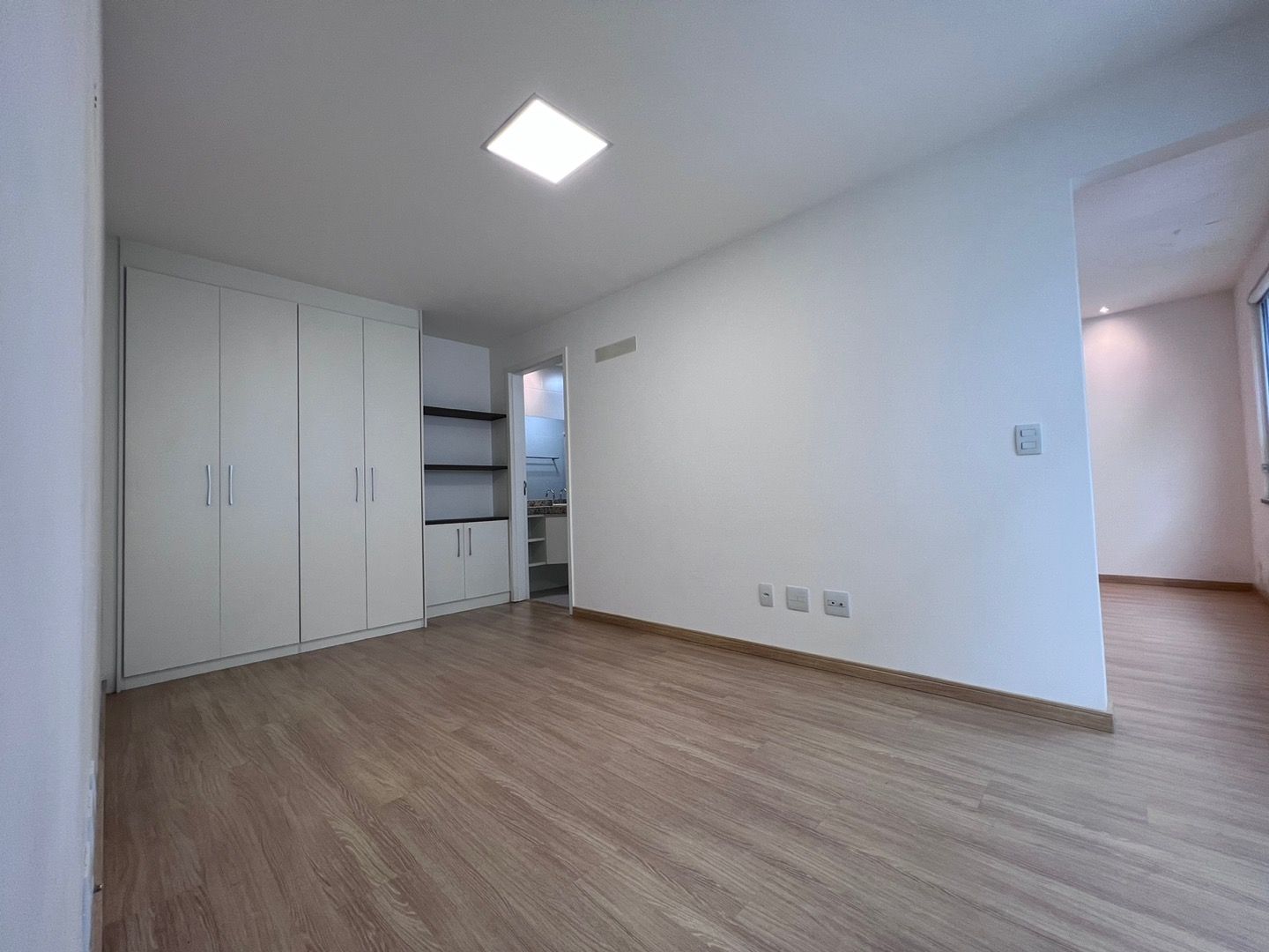 Apartamento à venda com 1 quarto, 45m² - Foto 4