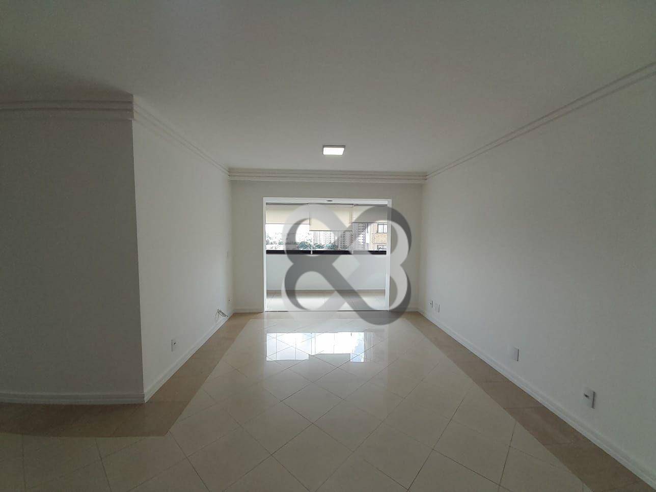 Apartamento à venda com 4 quartos, 138m² - Foto 5