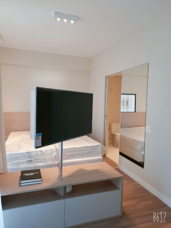 Apartamento para alugar com 2 quartos, 62m² - Foto 30